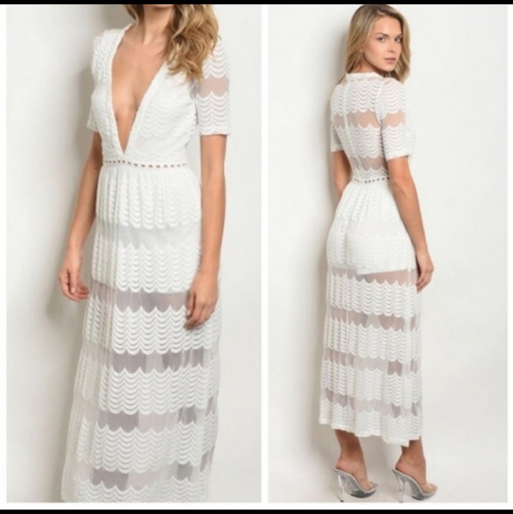 JUST IN 🤗  Beautiful  Boho Lace maxi dress